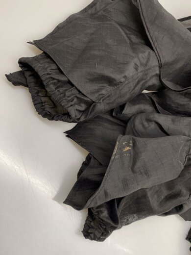 商品画像：PERLA/ラッフルシアー長袖ブラウス/M/--/BLK/906270 6