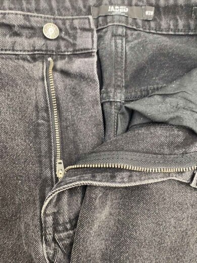 商品画像：LOW RISE COLOSSUS JEANS FIT/ボトム/28/デニム/BLK/無地 3