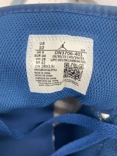 商品画像：AIR JORDAN 1 MID SE_エア ジョーダン 1 ミッド SE/28cm/WHT 5