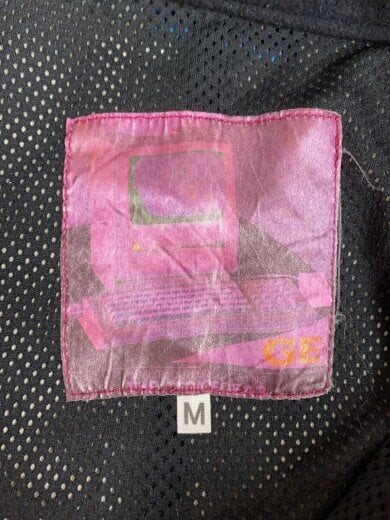 商品画像：裏原/初期/GORE-TEX/フェード/ジャケット/M/--/RED/無地// 3