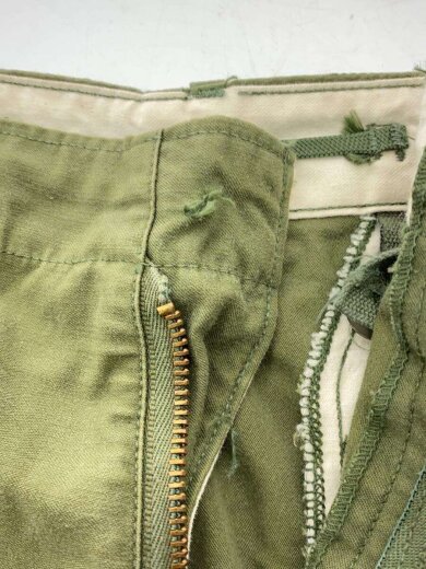 商品画像：70s/M-65/フィールドパンツ/カーゴパンツ/S/KHK/8415-782-2950/ボタン欠損 6