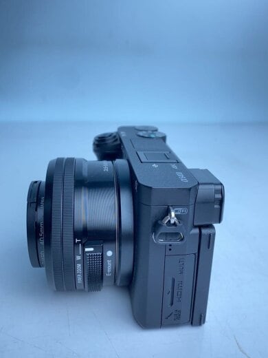 商品画像：デジタル一眼カメラ α6400 ILCE-6400Y ダブルズームレンズキット [ブラック] 3