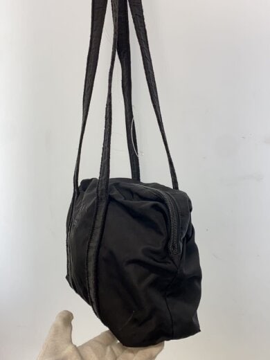 商品画像：ショルダーバッグ/ナイロン/ロゴ刺繍/タッセル 2