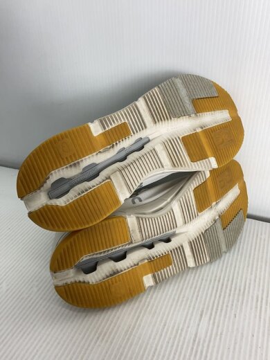 商品画像：ローカットスニーカー/25cm/ホワイト/3ME30150924/Cloudnova Form 2 4