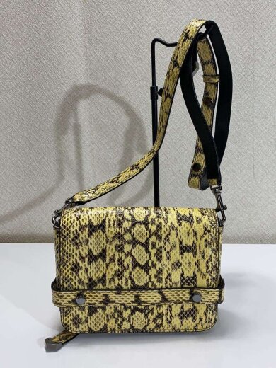 商品画像：ショルダーバッグ/--/YLW/パイソン柄 3