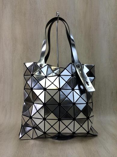 画像：BAO BAO ISSEY MIYAKEバッグ/SLV/無地/BAOBAO/中古1