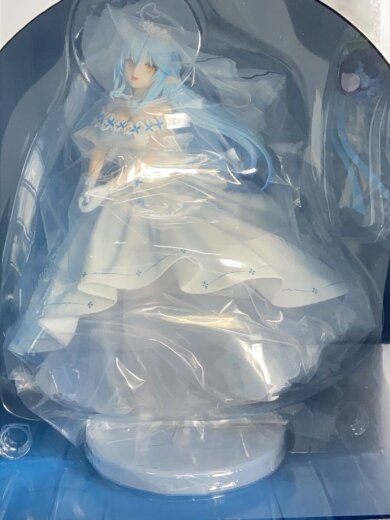 商品画像：フィギュア 8