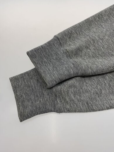 商品画像：SQUARE LOGO CREW_スクエアロゴクルー/M/ポリエステル/GRY 5