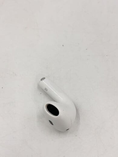 商品画像：イヤホン AirPods 4 アクティブノイズキャンセリング搭載モデル MXP93J/A 3