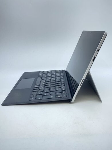 画像：MicrosoftノートPC/17966