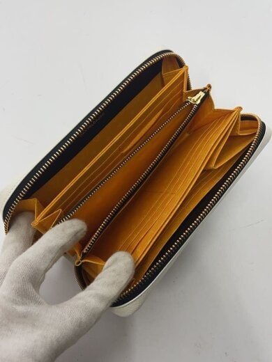 商品画像：長財布/レザー/WHT/総柄/レディース/ネゼル 5