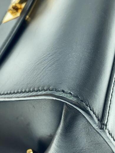 画像：Salvatore Ferragamoバッグ/レザー/BLK/無地/FZ-21 D5707