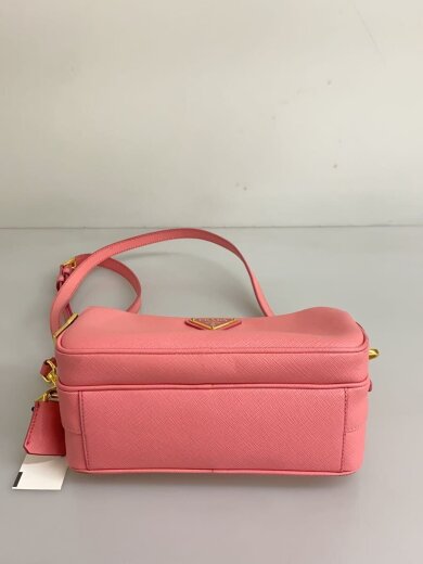 画像：PRADAショルダーバッグ/レザー/PNK/BT10104