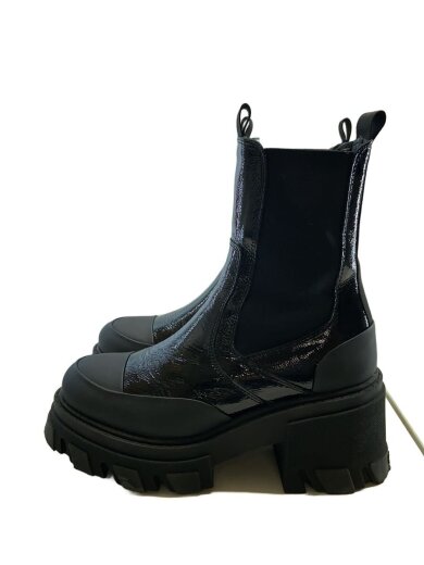 商品画像：CLEATED HEELED MID CHELSEA BOOTS/ブーツ/38/BLK/S1897 1