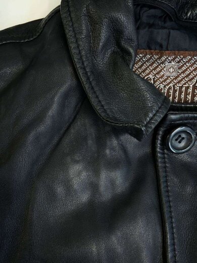 商品画像：90s/SCOUT/イタリア製/フロント汚れ有/コート/レザー/BLK 7