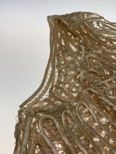 商品画像：Embroidery Middle Vest/ベスト/FREE/ポリエステル/GLD/12410404// 5