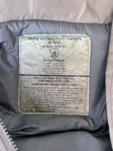 画像：US.ARMYECWCS GEN3 LEVEL7/襟汚れ有/M/ナイロン/GRY/8415-01-538-6289//3