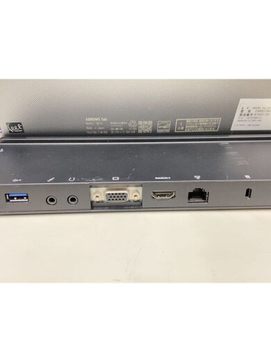 画像：FUJITSUノートPC/CoreM第5/4GB/SSD128GB/farq120017