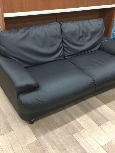 画像：NITORI3人掛けソファ/フェイクレザー/BLK/N-6255/Nシールドキャッツ1