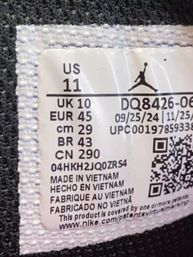 商品画像：AIR JORDAN 1 MID_エア ジョーダン 1 ミッド/29cm/BLK 5