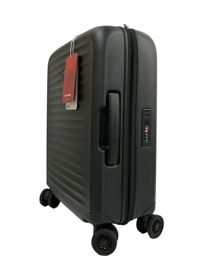 画像：VICTORINOXトラベルキャリー/--/BLK2