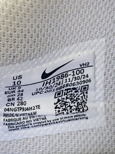 商品画像：エア マックス エクシー/28cm/WHT 5