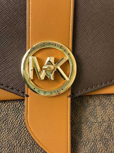 画像：MICHAEL KORSショルダーバッグ/レザー/BRW5