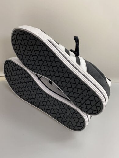 商品画像：ローカットスニーカー/26.5cm/BLK/IF4502 4