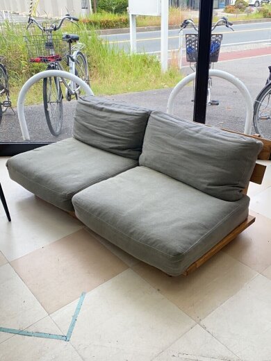 画像：その他ブランドMOMO NATURAL/2人掛けソファ1