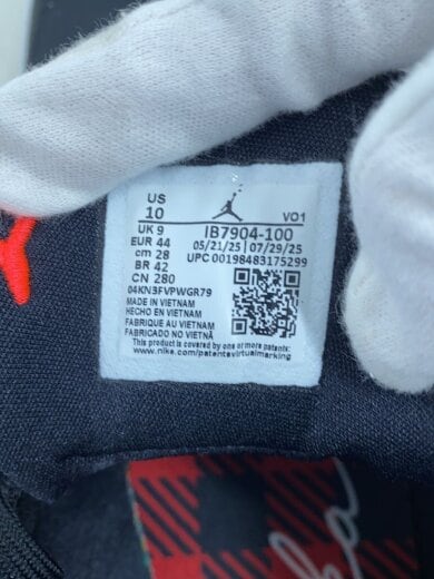 商品画像：ローカットスニーカー/28cm/IB7904-100 5