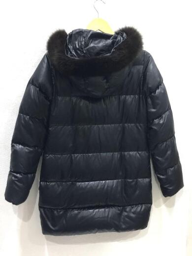 画像：DUVETICAダウンジャケット/40/ナイロン/BLK/後ろ糸の切れ有2