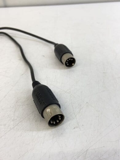 商品画像：UM-ONE-MK2 USB MIDI INTERFACE/楽器周辺機器その他/UM-ONE-MK2// 5
