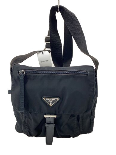 商品画像：ショルダーバッグ/ナイロン/BLK/黒/三角プレート/ロゴ 1