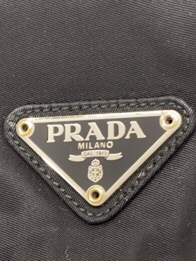 商品画像：ショルダーバッグ/ナイロン/BLK/黒/三角プレート/ロゴ 5