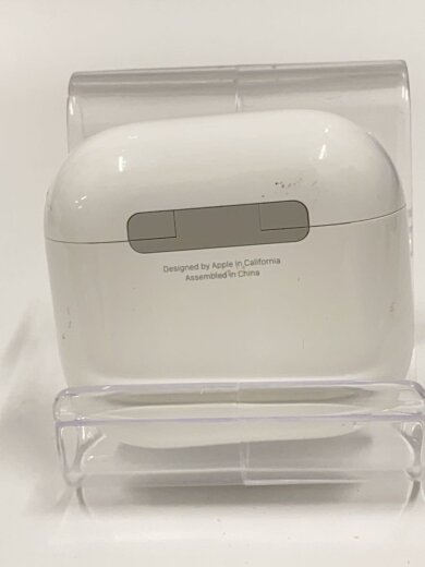 商品画像：イヤホン AirPods 4 アクティブノイズキャンセリング搭載モデル MXP93J/A// 4