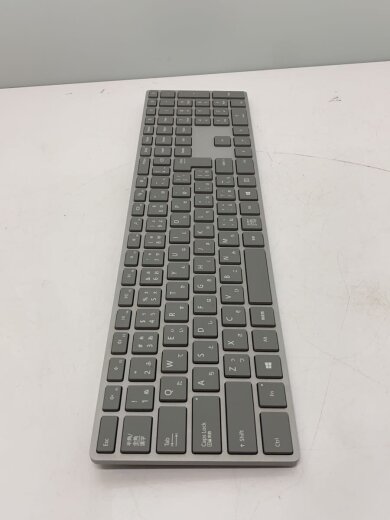 商品画像：Surface Keyboard/キーボード/Bluetooth/ワイヤレス/シルバ/WS2-00019 2