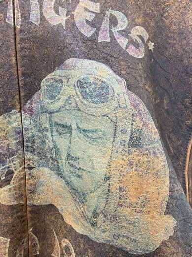 商品画像：80s A-2 FLYING TIGERS/バックプリントレザーフライトジャケット/総柄裏地/破れ 8