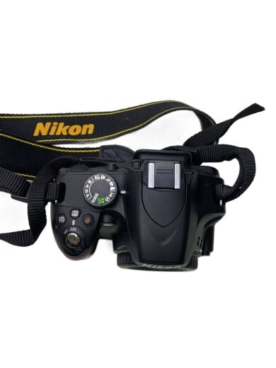 商品画像：デジタル一眼カメラ D3200 ボディ [ブラック] 3