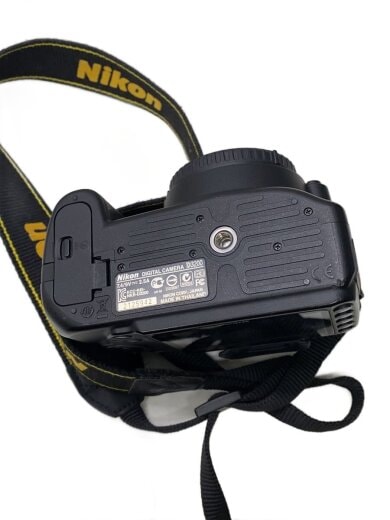 商品画像：デジタル一眼カメラ D3200 ボディ [ブラック] 4