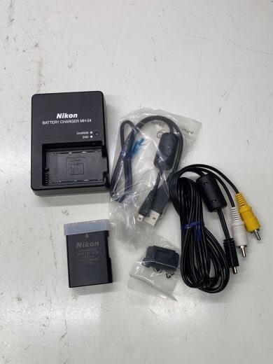 商品画像：デジタル一眼カメラ D3200 ボディ [ブラック] 5