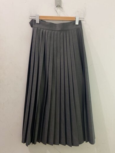 商品画像：ロングプリーツ巻きスカート/36/ポリエステル/GRY/531-8220806 2