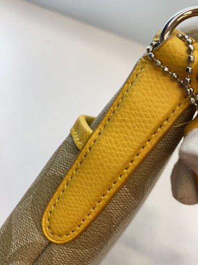 商品画像：siguショルダーバッグ/PVC/YLW 7