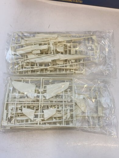 商品画像：Kawasaki T-4 Blue Impulse/6機セット/プラモデル/51682/SP182 3