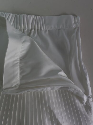 商品画像：ロングスカート/1/ポリエステル/WHT/212220-11-260-01-020/タグ付 3