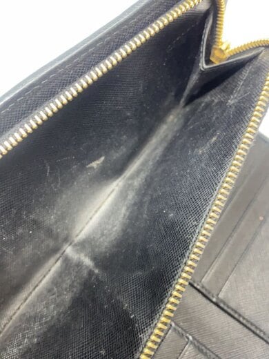 商品画像：トライアングロゴ/キルティング/長財布/ブラック/レディース/内側に擦れ・ジップ破損/ 5