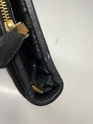 商品画像：トライアングロゴ/キルティング/長財布/ブラック/レディース/内側に擦れ・ジップ破損/ 8