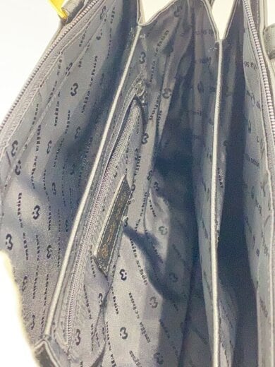 商品画像：エンボスロゴ/ハンドバッグ/レザー/ブラック/無地 6