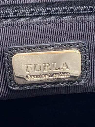 画像：FURLAショルダーバッグ/レザー/BLK5