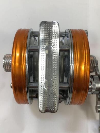 画像：Abu GarciaAmbassadeur 4500C リール/Ambassadeur 4500C/限定カラー/サンセットオレンジ5