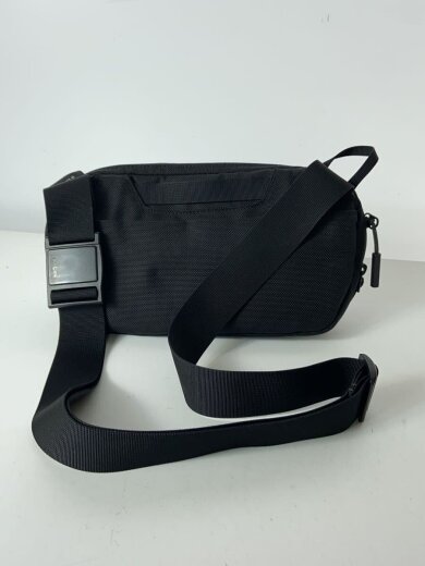 商品画像：Day Sling/ショルダーバッグ/BLK/無地 2